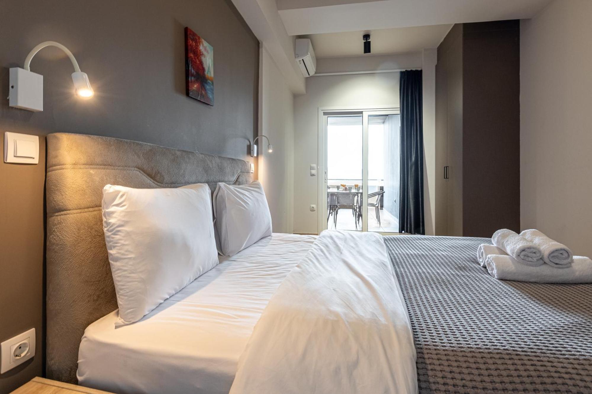 Athenian Infinity Apartments Zewnętrze zdjęcie